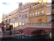 Venetian2.jpg (86875 bytes)